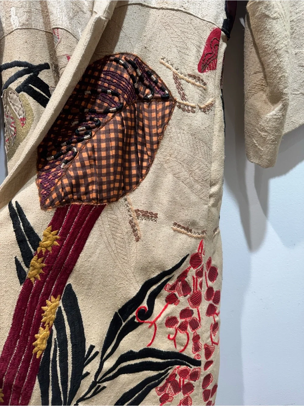 Unique Dries Van Noten Embroidered Beige Kimono Coat - Picture 8 of 15